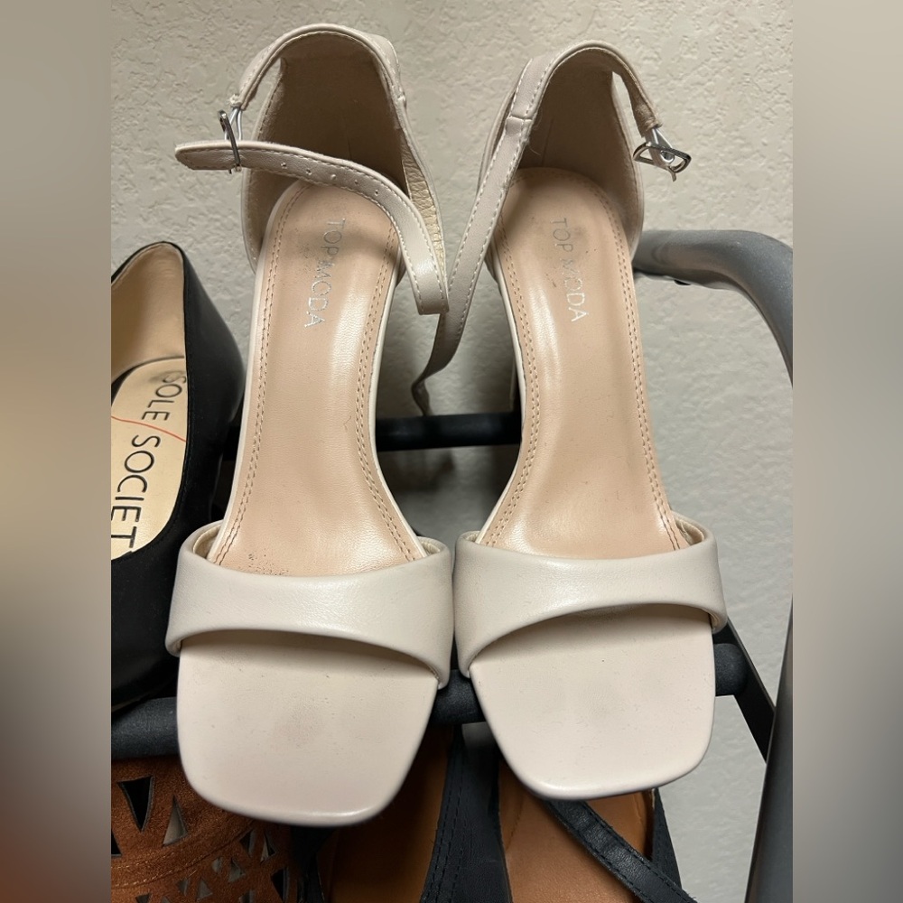 Top Moda size 7 strappy heels